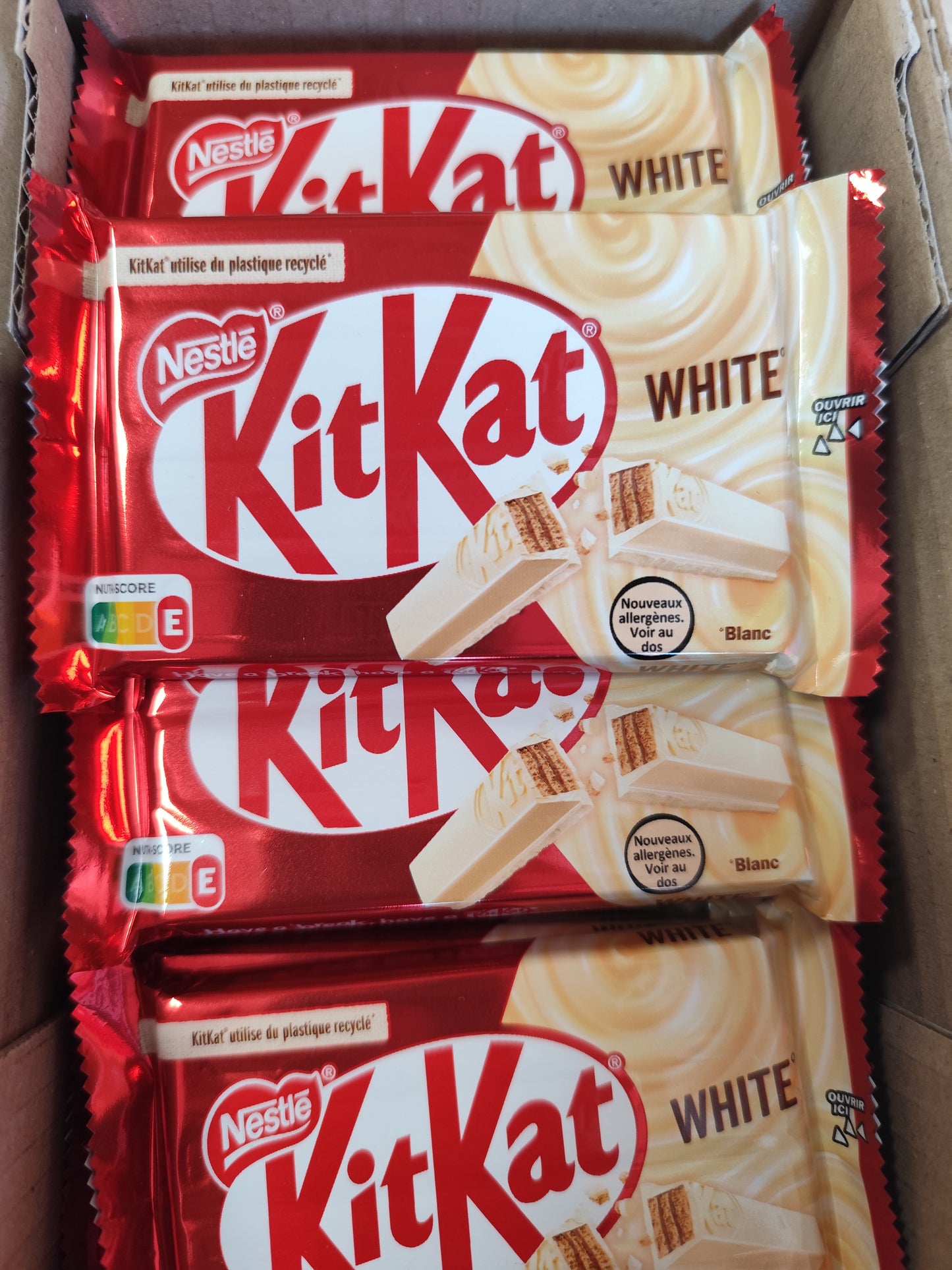 KitKat white