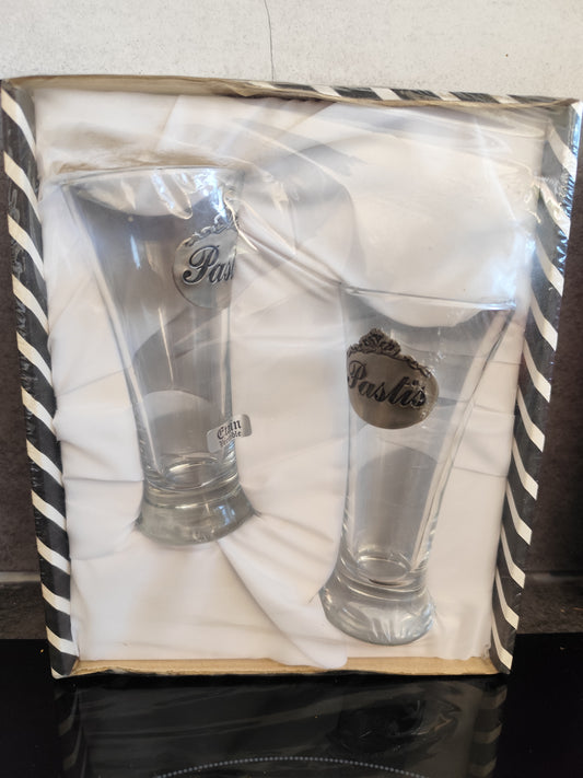 Lot de deux verres a pastis dans leurs emballages