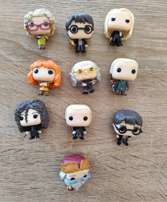 Lot 10 figurines Harry Potter
